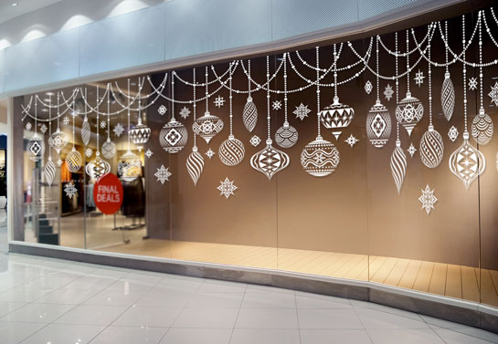 shop window christmas decoration idea with ornament stickers