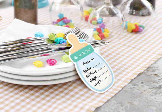 Sitting card outdoor baby shower decor idea