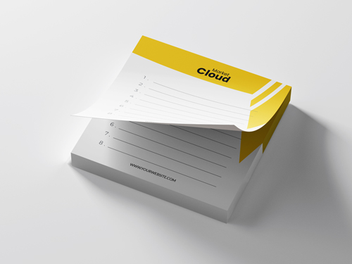 Post-it notes with white and yellow lines with numbered bullet points for efficient note-taking