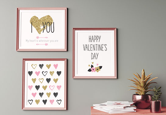 DIY Valentine decoration idea with wall art pieces