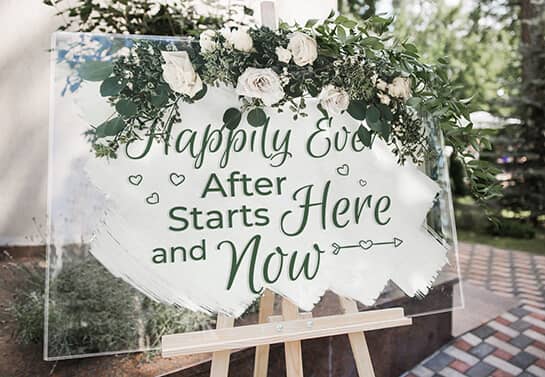 diy acrylic wedding sign idea displaying a love quote”=