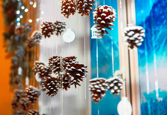 Elegant Office Christmas Decorations: Transform Your Workspace into a Winter Wonderland