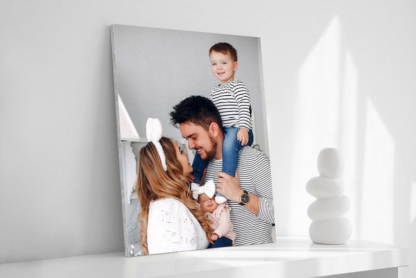 Family Portrait Gator Board Sign