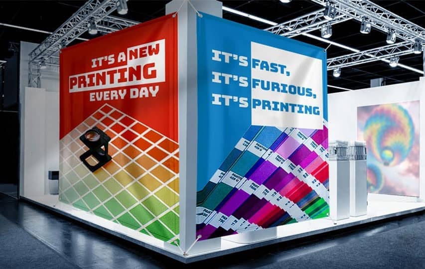 https://cdn.squaresigns.com/images/products/slider/trade-show-fabric-banner.jpg